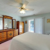 Отель Pine Knoll Shores Getaway - Walk to Beach!, фото 3