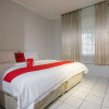 Отель RedDoorz Syariah near Taman Wisata Matahari, фото 6