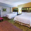 Отель Hampton Inn & Suites Tulsa-Woodland Hills 71st-Memorial, фото 4