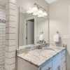 Отель Luxury Home Just 5 min From Main St, фото 8