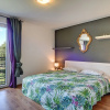 Отель Villa with Swimming Pool, Volleyball Court & Hot Tub, near Rovinj, фото 6