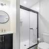 Отель Iconic Rideau 1Bd Unit Balcony Free Parking, фото 32