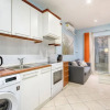 Отель Lovely, comfortable 1BR APT just off the promenade by 360 Estates, фото 6