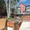 Отель Chalet Chic Condo, Short Walk To Lift 7, Covered Parking 2 Bedroom Condo by RedAwning, фото 31