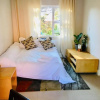 Отель Kilkenny Cottages 2 bedroom unit, фото 2