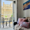 Отель Birgu 2BR Comfort By Holihomes, фото 1