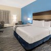 Отель La Quinta Inn & Suites by Wyndham Phoenix I-10 West, фото 29