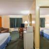 Отель Econo Lodge Inn & Suites Airport, фото 7