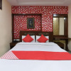Отель OYO 24437 Oxford Deluxe, фото 14