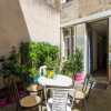 Отель Studio With A Courtyard Place Gambetta, фото 11