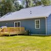 Отель Ocean View Home w/ Deck + Grill, 4 Mi to Boardwalk в Ошене-Вью