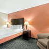 Отель La Quinta Inn & Suites by Wyndham McAlester, фото 3