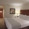 Отель Radisson Hotel Newark-Carteret в Картерете