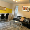 Отель Swindon Home from Home 2 - EnterCloud9SA, фото 2