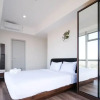 Отель Minimalist With Beautiful View 2Br At Grand Sungkono Lagoon Apartment, фото 4