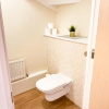 Отель Tudors eSuites 11 Bed House City Centre, фото 7