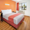 Отель Motel 6 Arcadia, CA - Los Angeles - Pasadena Area, фото 3