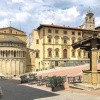 Отель Nice Apartment in Cortona With Outdoor Swimming Pool, Wifi and 2 Bedrooms, фото 1