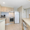Отель Salt Beachside Resort - Private Apartments by Holiday Management Company, фото 5