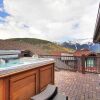 Отель Beautiful Executive Ski-In Ski-Out Rooftop Hot tub - LR962 by RedAwning, фото 9