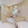 Отель Elegant 2 Br Apartment with Beach Access, фото 3