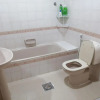 Отель Villa room 5 mins walk to al ain mall, фото 6
