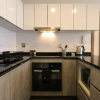 Отель w Contemporary 1BR Near Central Restaurante, фото 5
