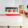 Отель Azka Homestay Syariah by OYO Rooms, фото 21