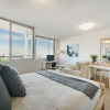 Отель Bright And Sunny Studio Apartment, фото 7