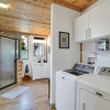 Отель Luxurious Cottage on 3-Acre's in Fred Wine Country, фото 5