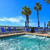 Отель Tides 363 Luxurious Pools/hot Tubs/grills-beautiful Gulf Views, фото 13