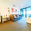 Отель Circle On Cavill Surfers Paradise Apartments-Holiday Paradise, фото 2