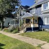 Отель Pet Friendly 5BR Home near Downtown Detroit by RedAwning в Детройте