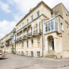 Отель 16 Lansdown -By Luxury Apartments, фото 1