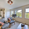 Отель Boothbay Apt w/ Furnished Deck ~ 1 Mi to Bay, фото 6