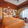 Отель Sterling Houseboats Lake Palace Alleppey, фото 3