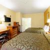 Отель Quality Inn & Suites, фото 8