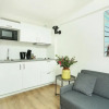 Отель Short Stay Group Residence Les Lilas Serviced Apartments, фото 16