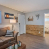 Отель Romantic Getaway Base of Mountains Close to Parks Trails, Colorado Springs, фото 10