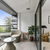 Отель Chic 2BR Pool & Gym - Steps to Ponsonby, фото 6