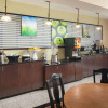 Отель La Quinta Inn & Suites by Wyndham Atlanta-Union City, фото 17