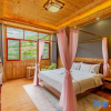 Отель Huangling Impression Boutique Hostel, фото 2