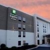 Отель Holiday Inn Express & Suites Raleigh Durham Airport at RTP, an IHG Hotel, фото 41