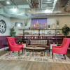 Отель Brand New Stunning Unit Downtown, фото 10