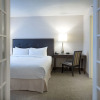Отель Cambridge Suites Toronto, фото 3
