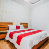 Отель RedDoorz Plus @ Megamendung Puncak Bogor, фото 18