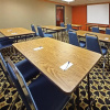 Отель Holiday Inn Express Hotel & Suites Fayetteville - Univ of AR Area, фото 10