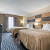 Отель Quality Inn & Suites, фото 40