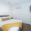 Отель Loxton Courthouse Apartments, фото 6