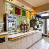 Отель Comfort Inn & Suites Madison - Airport, фото 10